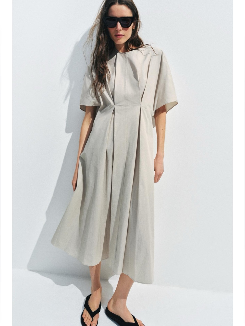 Minimalist 100% Cotton Pleated Poplin Dress - Picture 2 of 6
